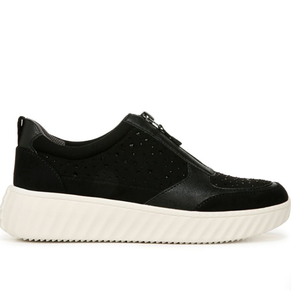 BZee Womens Winner Slip-On Sneakers - Picture 4 of 4